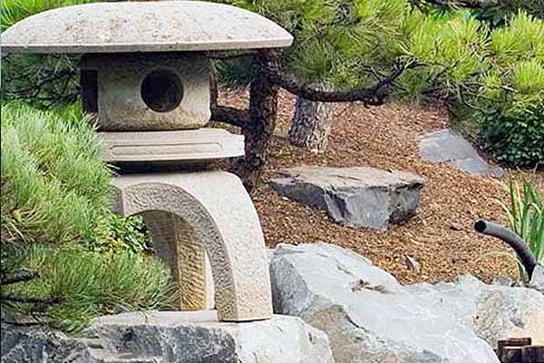 Denver Botanic Gardens - Japanese Garden - Lanterns